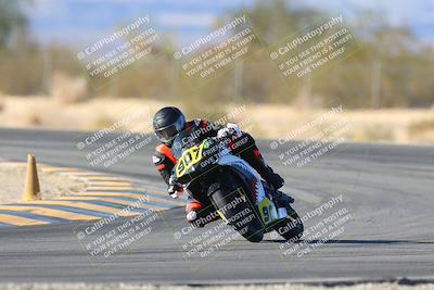 media/Jan-10-2025-CVMA Friday Practice (Fri) [[489e0da257]]/Group 4 and Trackday/Session 5 (Turn 7)/